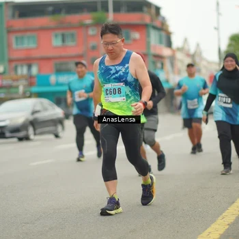 Runner Photo 8832316