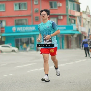 Runner Photo 8832361
