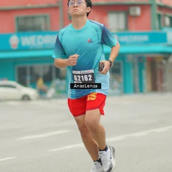Runner Photo 8832457
