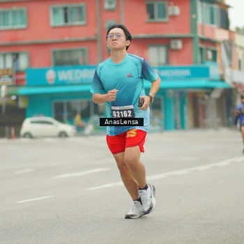 Runner Photo 8832461