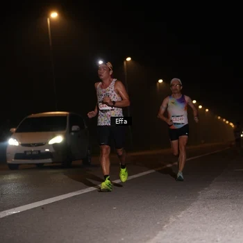 Runner Photo 8832496