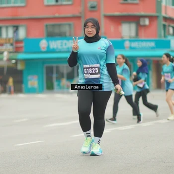 Runner Photo 8832505