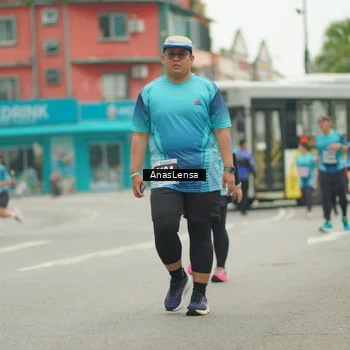 Runner Photo 8832696