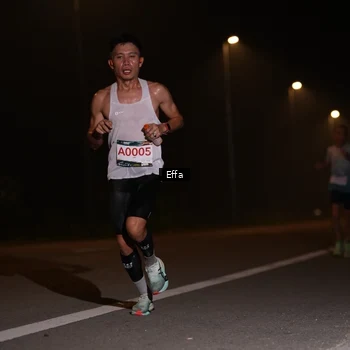 Runner Photo 8832712