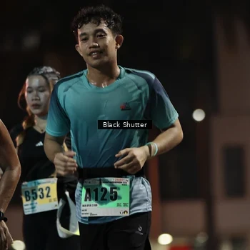 Runner Photo 8832714