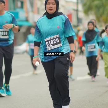 Runner Photo 8832751
