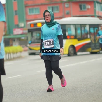 Runner Photo 8832753