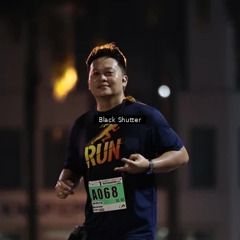 Runner Photo 8833000