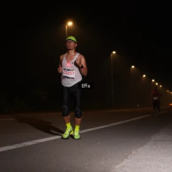 Runner Photo 8833038