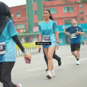 Runner Photo 8833153