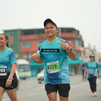 Runner Photo 8833334