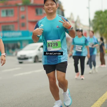 Runner Photo 8833368