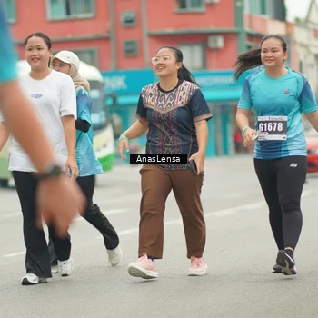 Runner Photo 8833503