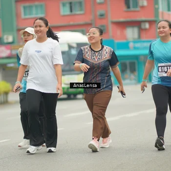 Runner Photo 8833553