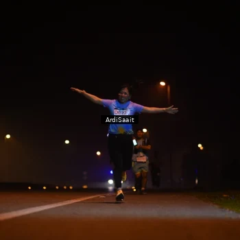 Runner Photo 8833695