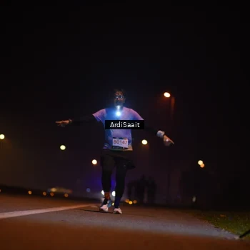 Runner Photo 8833754
