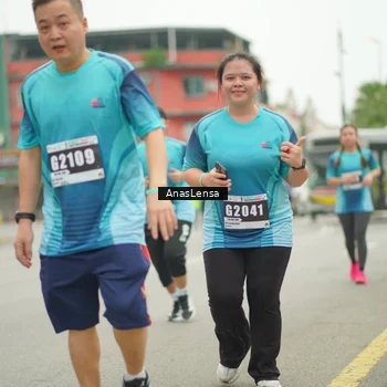 Runner Photo 8833875