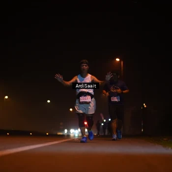 Runner Photo 8833990