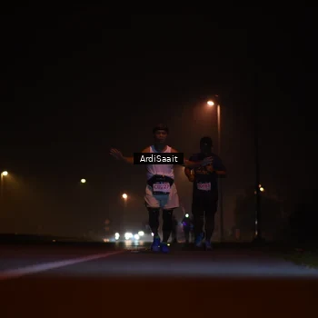 Runner Photo 8834002