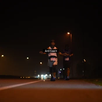 Runner Photo 8834003