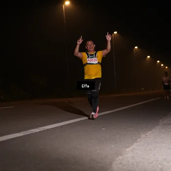 Runner Photo 8834047