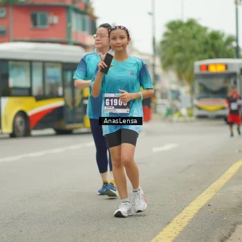 Runner Photo 8834075