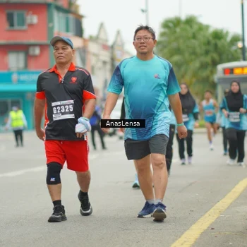 Runner Photo 8834305