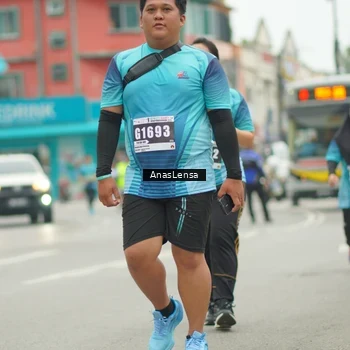 Runner Photo 8834386