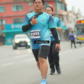Runner Photo 8834393