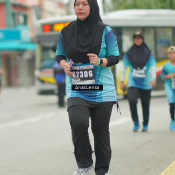 Runner Photo 8834425