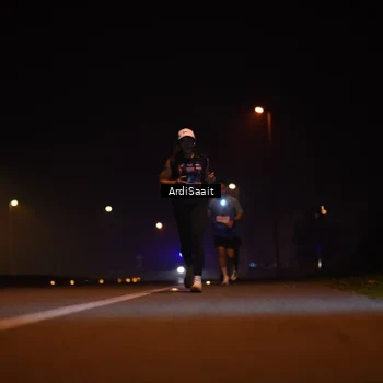 Runner Photo 8834435