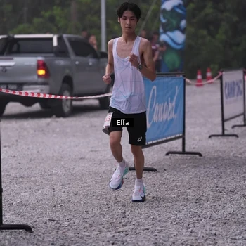 Runner Photo 8834440