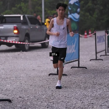 Runner Photo 8834467