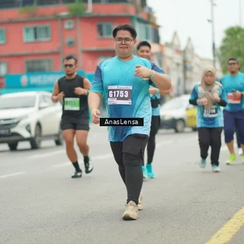 Runner Photo 8834648