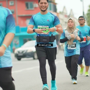 Runner Photo 8834681