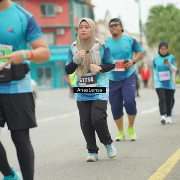 Runner Photo 8834714