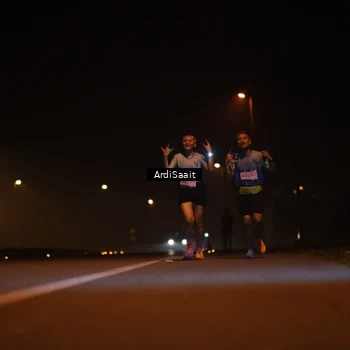 Runner Photo 8834736