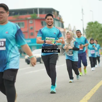 Runner Photo 8834737