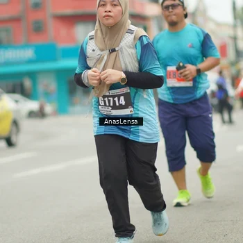 Runner Photo 8834743