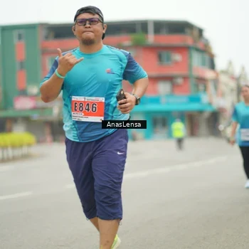Runner Photo 8834765