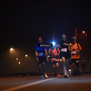 Runner Photo 8834875