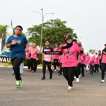 Runner Photo 8834891