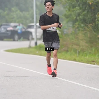 Runner Photo 8834917
