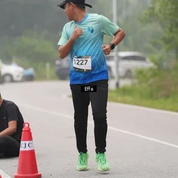 Runner Photo 8834937