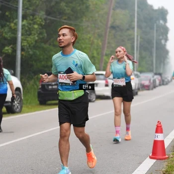 Runner Photo 8835072