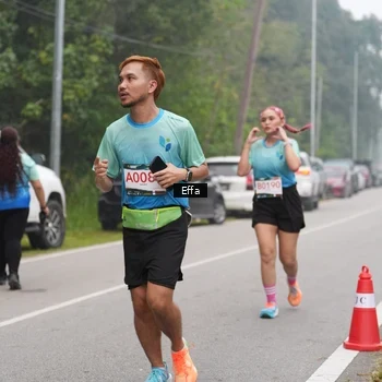 Runner Photo 8835073