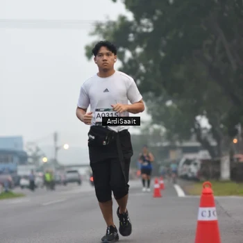 Runner Photo 8835286