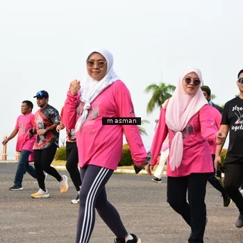 Runner Photo 8835304