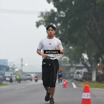 Runner Photo 8835308