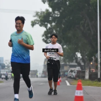 Runner Photo 8835317